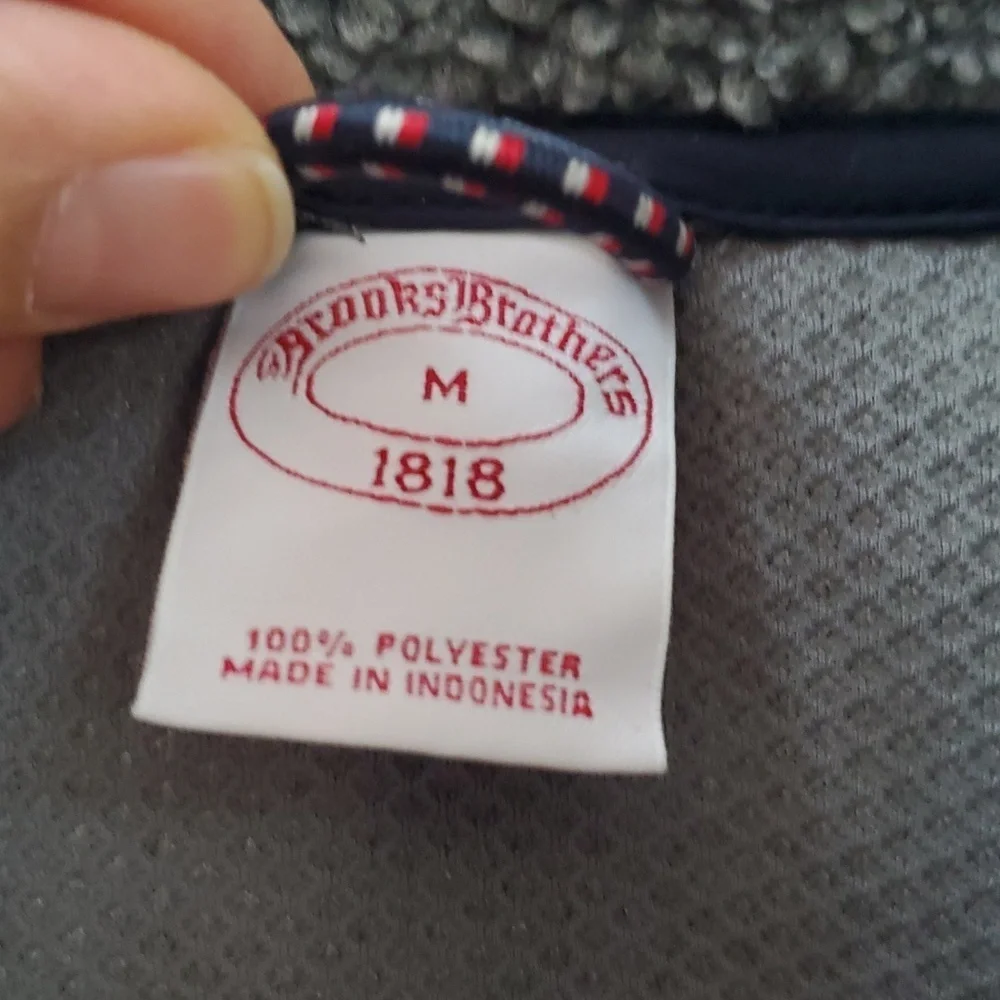 Brooks Brothers Teddy Fleece Vest - Picture 4 of 8